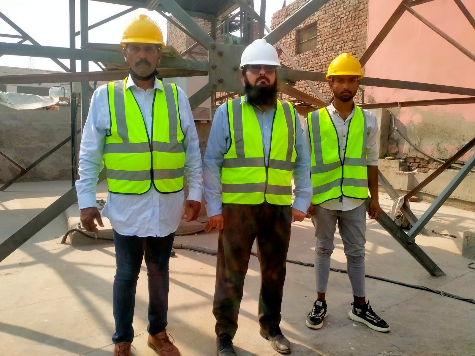 Site team wearing PPE